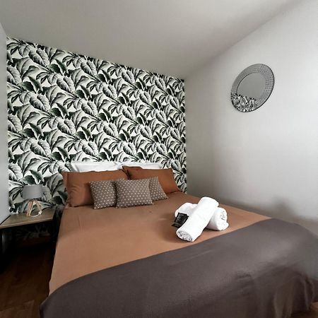 Les Gites De La Bergerie Meximieux Extérieur photo