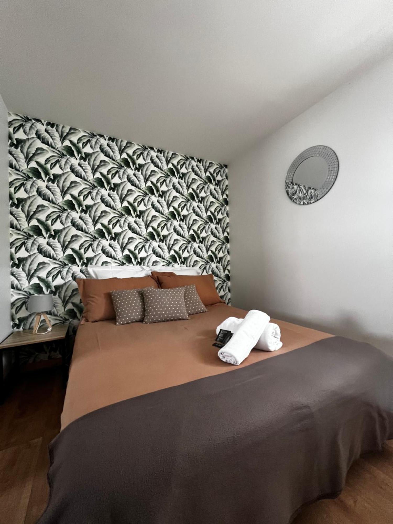 Les Gites De La Bergerie Meximieux Extérieur photo